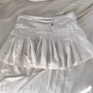 Lulu tennis skirt